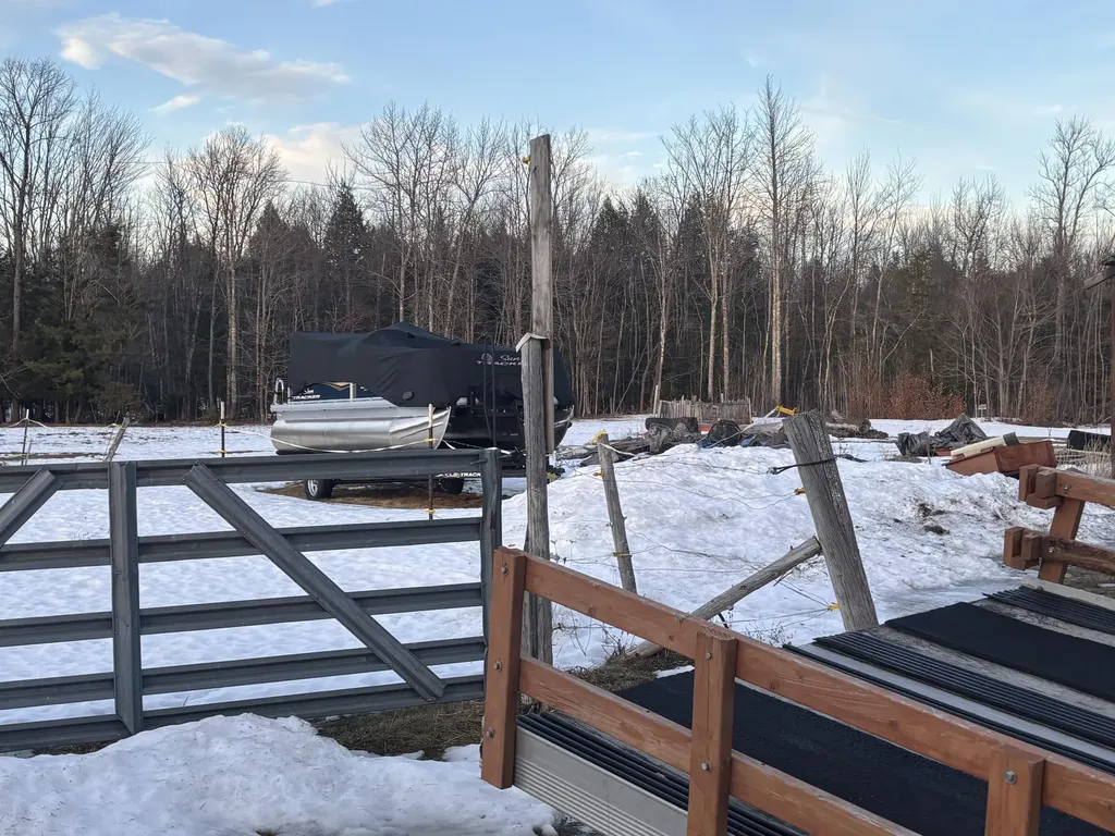 191 Wyman Road Palmyra ME 04965