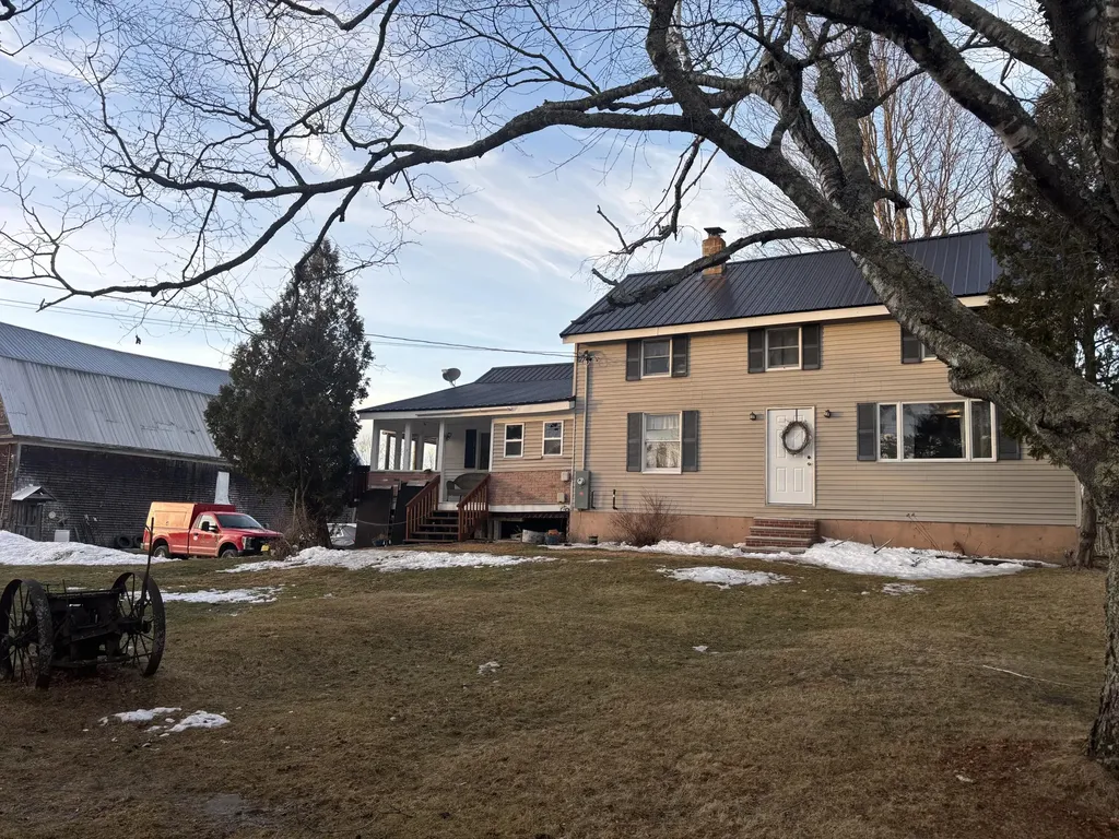 191 Wyman Road Palmyra ME 04965