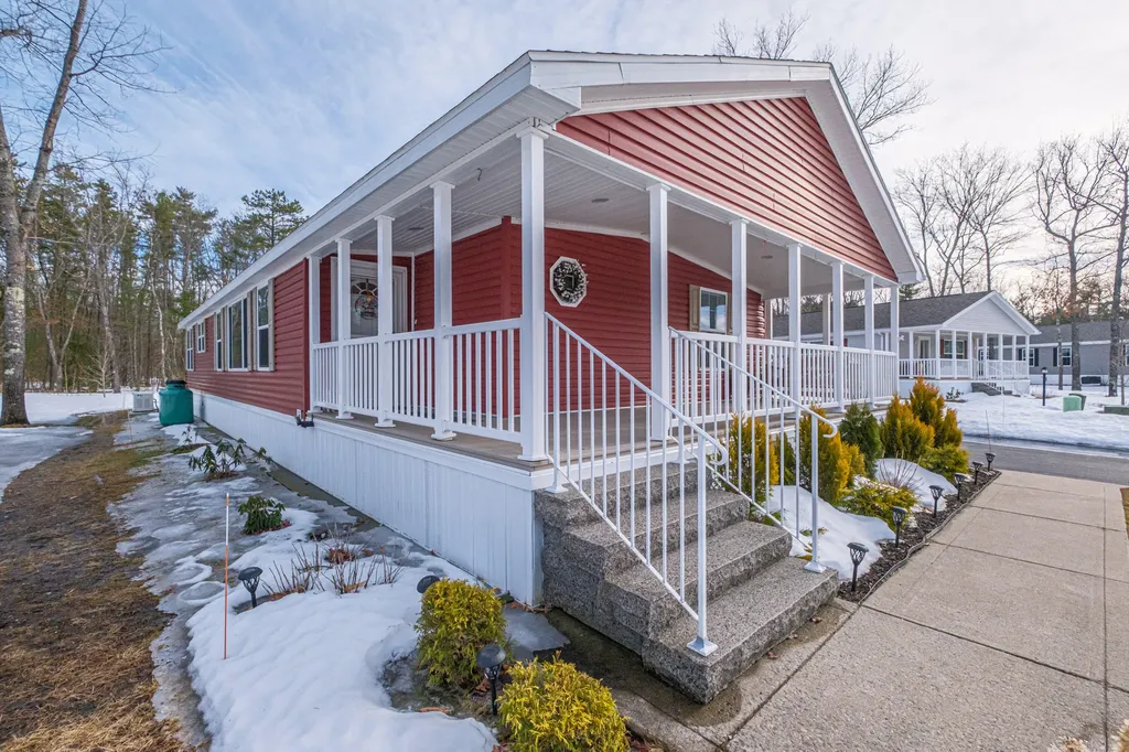 7 Conifer Drive Lyman ME 04002