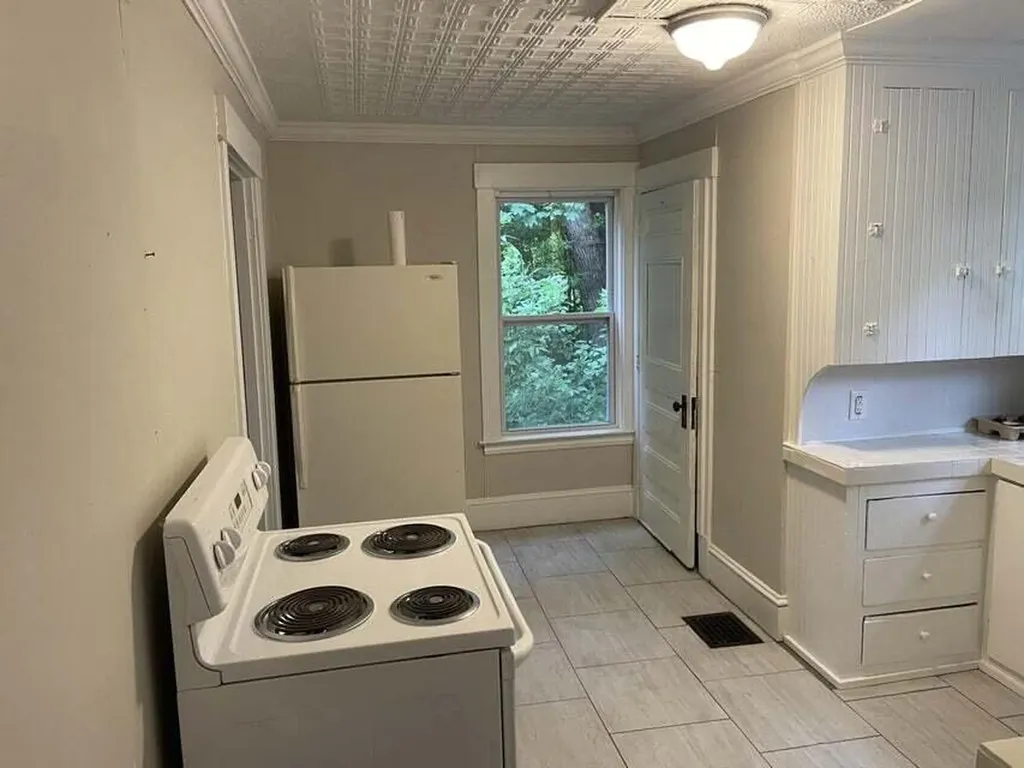30 Patterson Street Augusta ME 04330