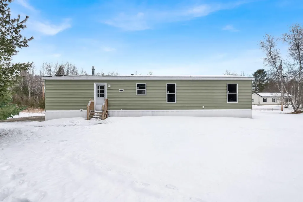 111 Rosewood Drive Farmington ME 04938