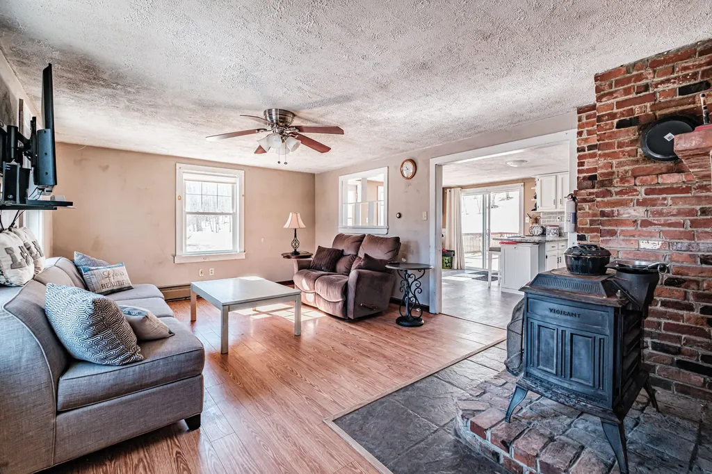 623 Ossipee Hill Road Waterboro ME 04087