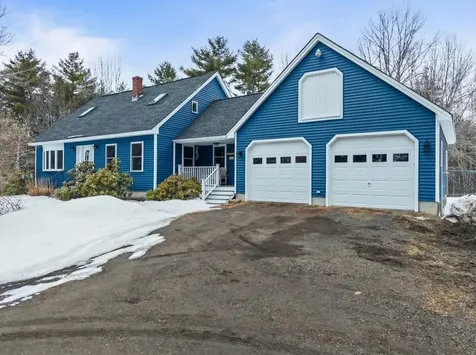 20 Alexander Drive Pittston ME 04345
