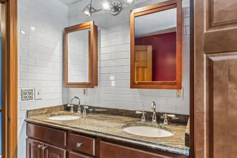 20 Alexander Drive Pittston ME 04345