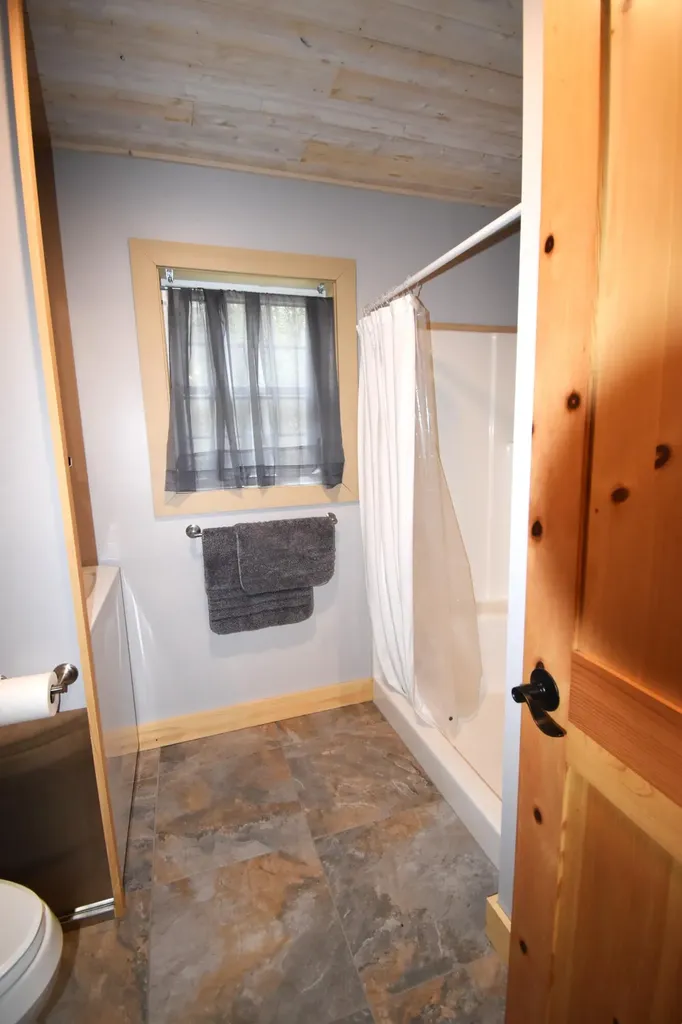 106 Shady Lane Newport ME 04953