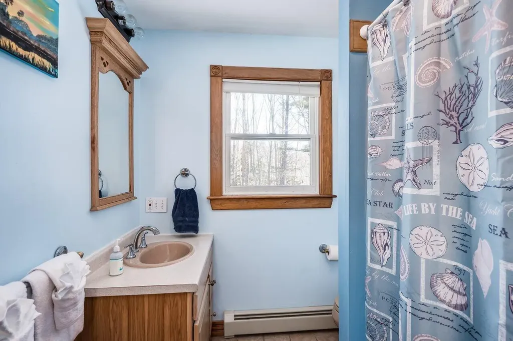 5 Mckenna Lane York ME 03909