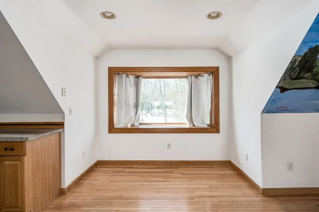 5 Mckenna Lane York ME 03909