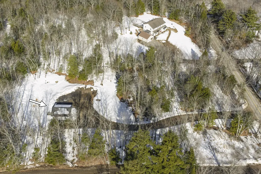 71 Chicopee Road Standish ME 04084