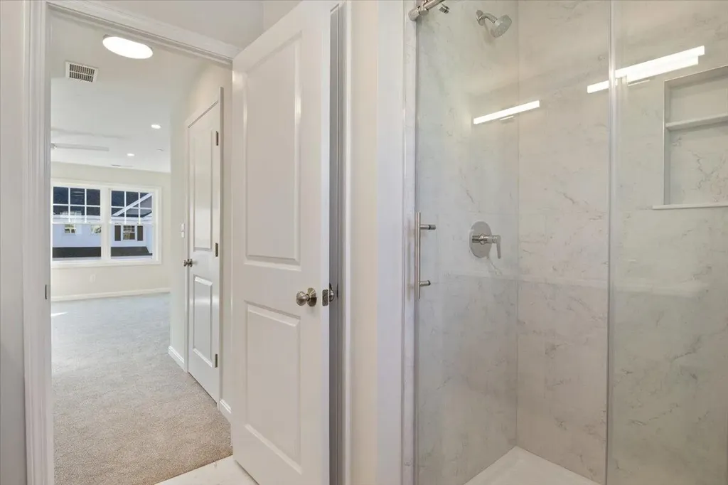 25 Regency Circle Kittery ME 03904