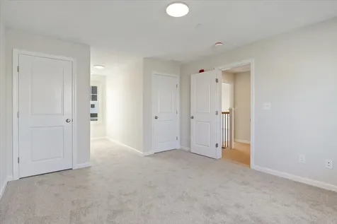 25 Regency Circle Kittery ME 03904