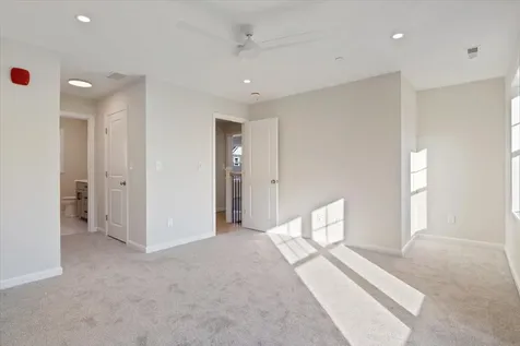 25 Regency Circle Kittery ME 03904