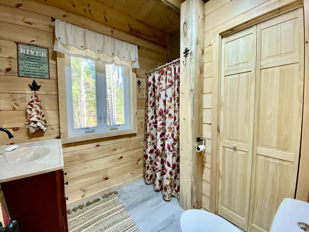 289 Pratt Road Parsonsfield ME 04047