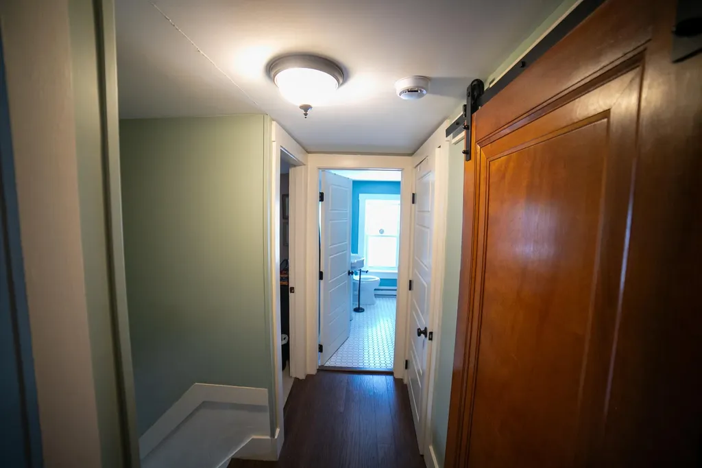 18 Maple Street North Berwick ME 03906