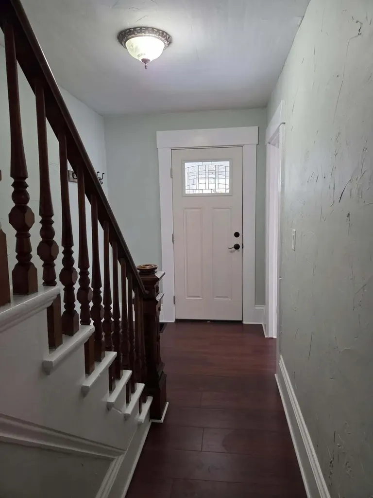 8 Edes Avenue Dover-foxcroft ME 04426