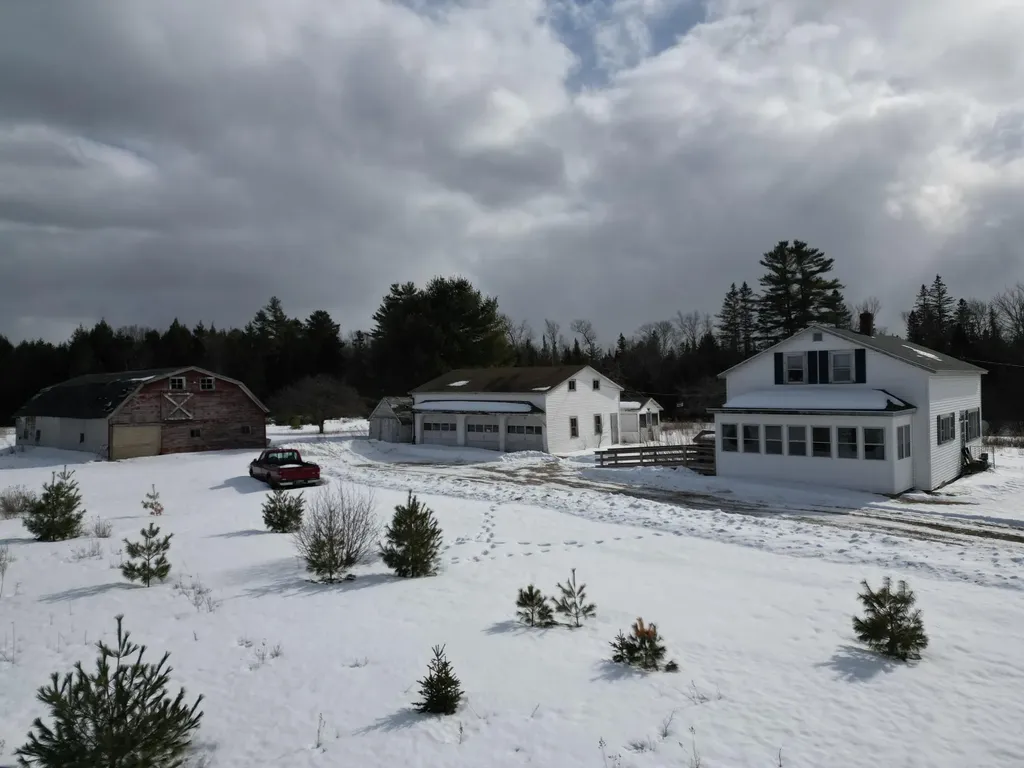 339 Houlton Road Molunkus Twp ME 04459