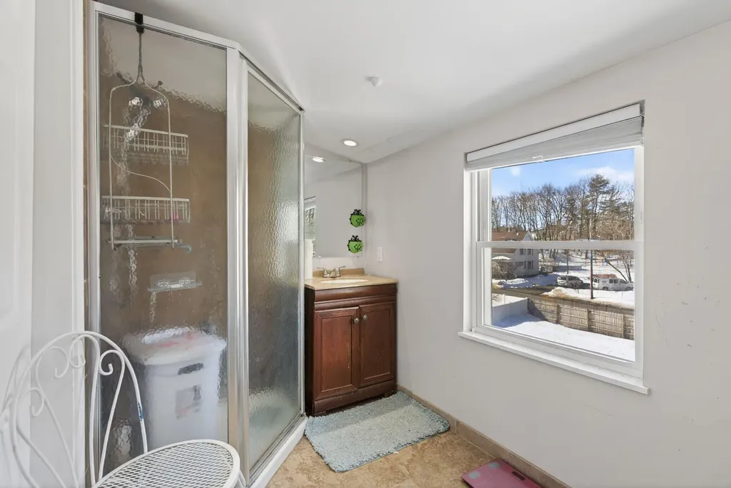3 Fairlawn Avenue Lewiston ME 04240