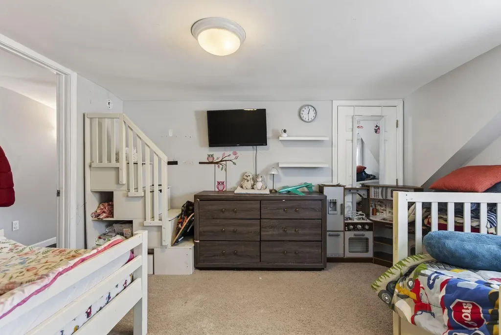 3 Fairlawn Avenue Lewiston ME 04240