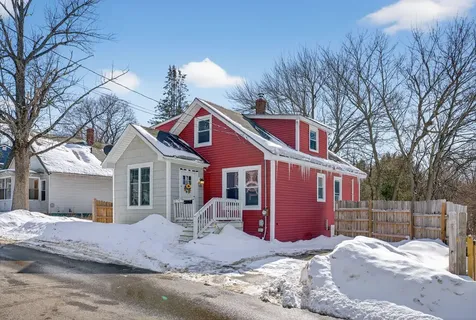 3 Fairlawn Avenue Lewiston ME 04240