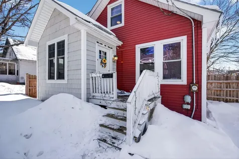 3 Fairlawn Avenue Lewiston ME 04240