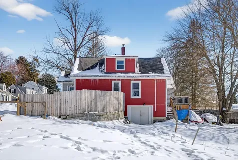 3 Fairlawn Avenue Lewiston ME 04240