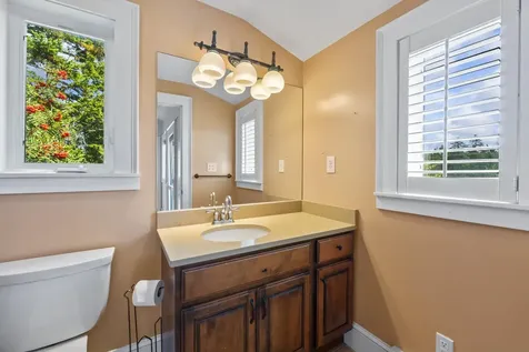 19 Hugh Av Hugh Avenue Harpswell ME 04003