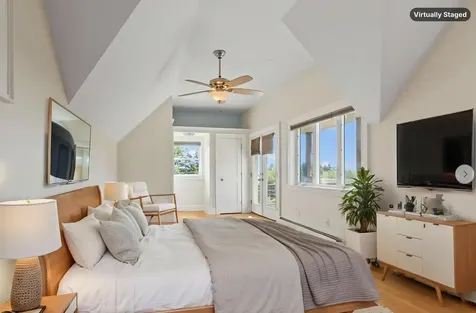 19 Hugh Av Hugh Avenue Harpswell ME 04003