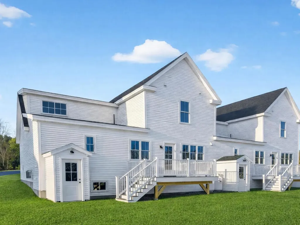 12 Holbrook Farms Way Scarborough ME 04074