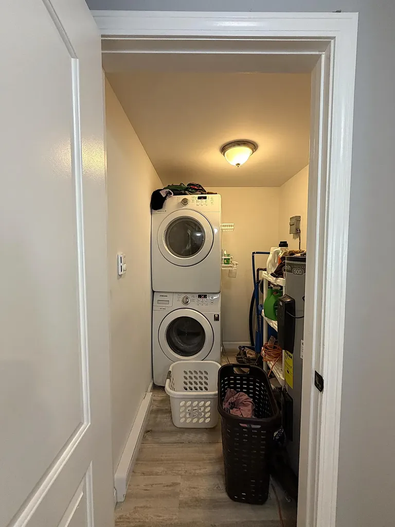 16 Daniel Street Gorham ME 04038