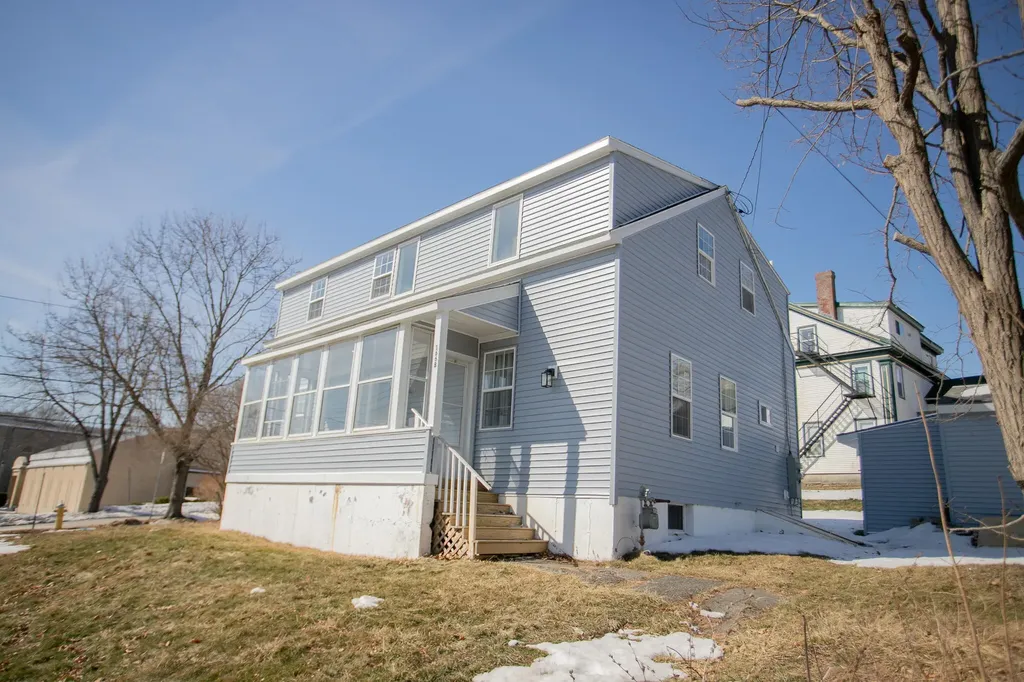 166 York Street Bangor ME 04401