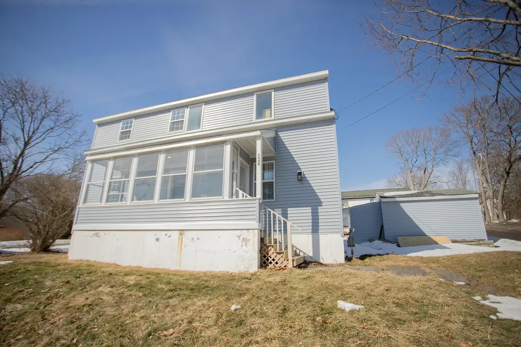 166 York Street Bangor ME 04401