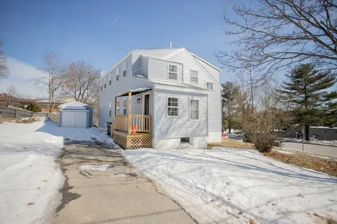 166 York Street Bangor ME 04401
