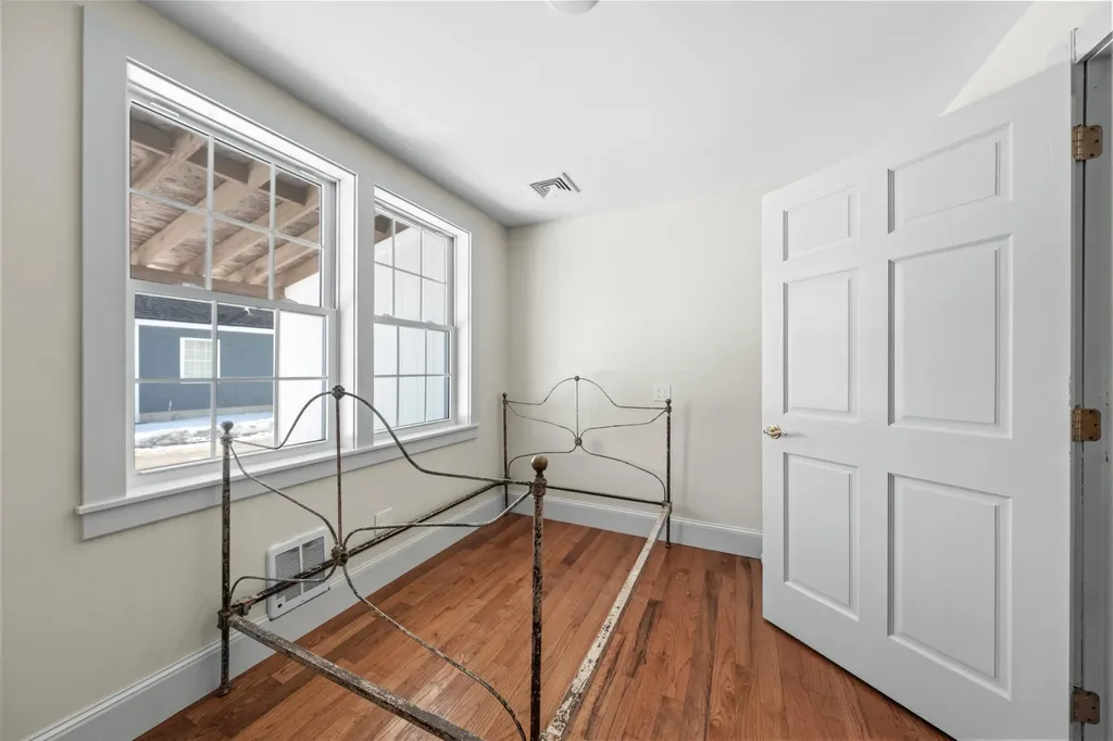 31-33 Booker Street Thomaston ME 04861