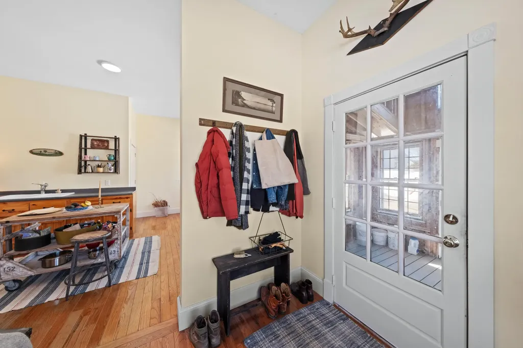 31-33 Booker Street Thomaston ME 04861