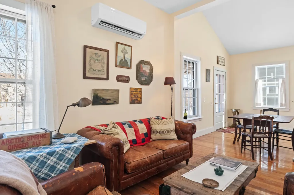 31-33 Booker Street Thomaston ME 04861
