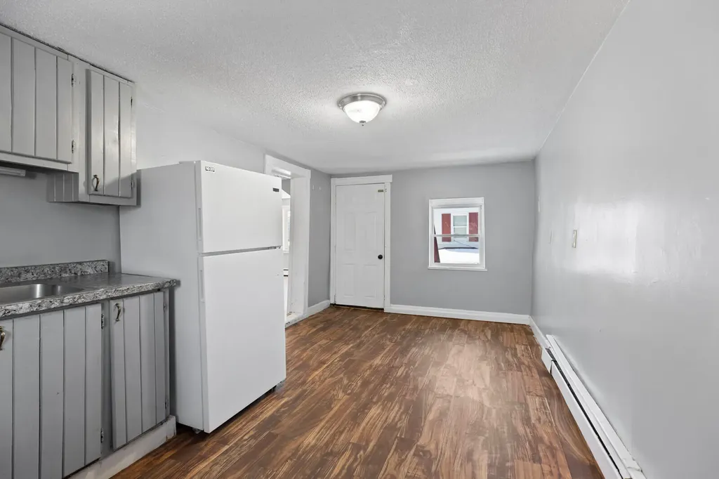 42 Carey Lane Waterville ME 04901