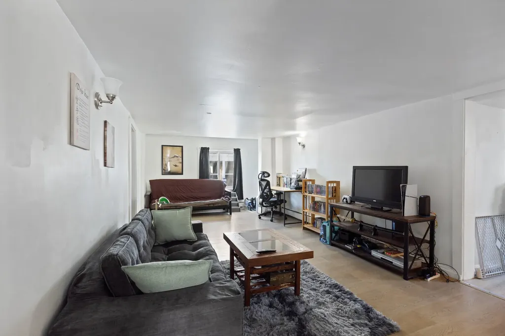 42 Carey Lane Waterville ME 04901