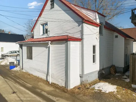 42 Carey Lane Waterville ME 04901