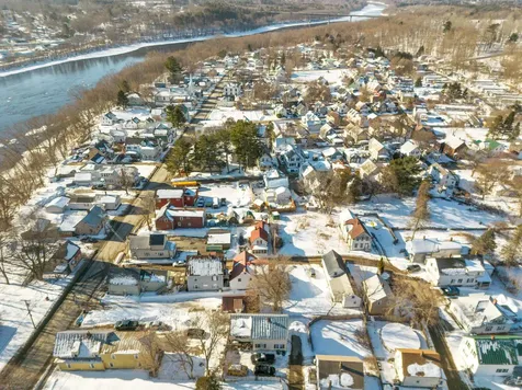 42 Carey Lane Waterville ME 04901