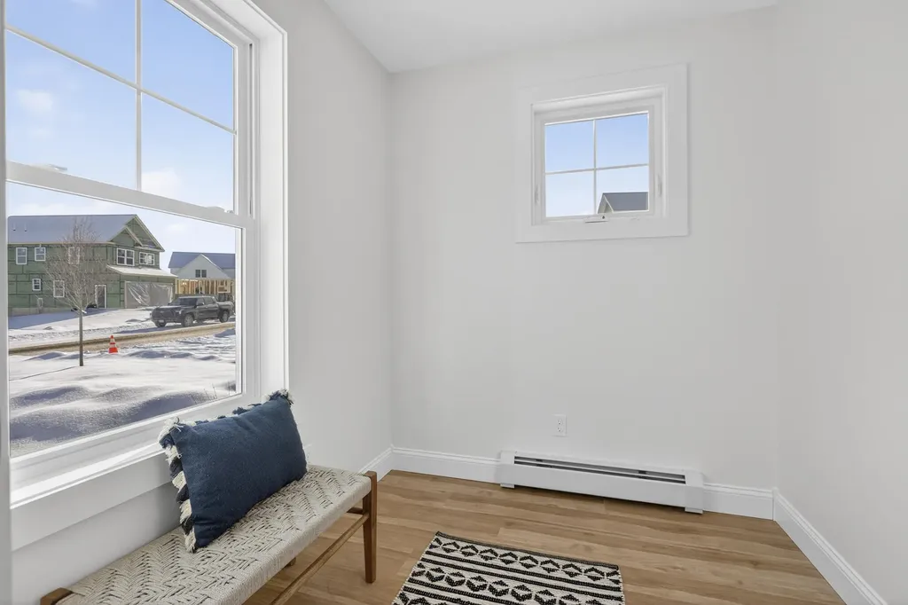17 Feldspar Lane Cumberland ME 04021
