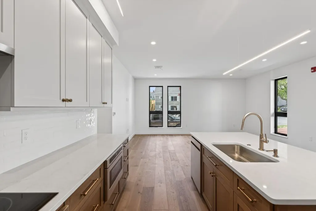 58 Cumberland Avenue Portland ME 04101