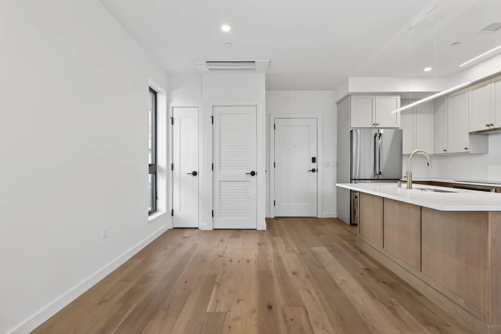 58 Cumberland Avenue Portland ME 04101