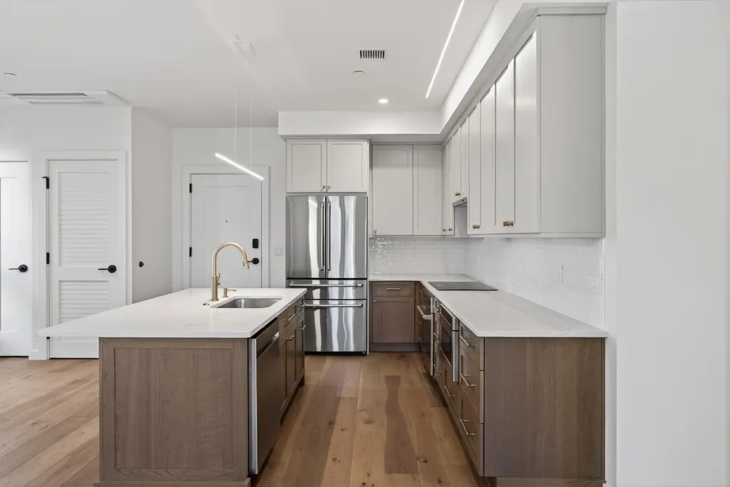58 Cumberland Avenue Portland ME 04101