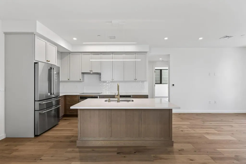 58 Cumberland Avenue Portland ME 04101