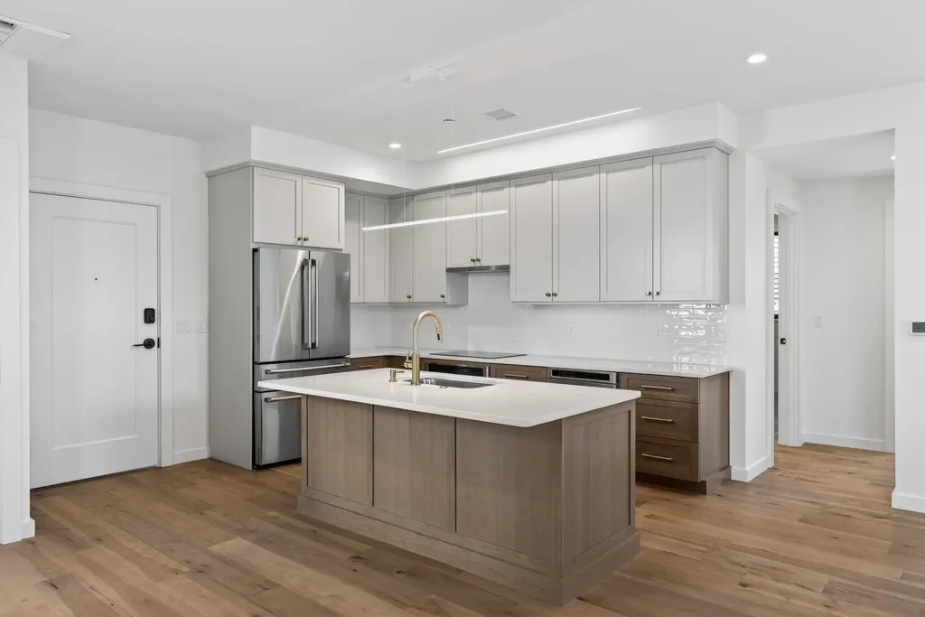 58 Cumberland Avenue Portland ME 04101