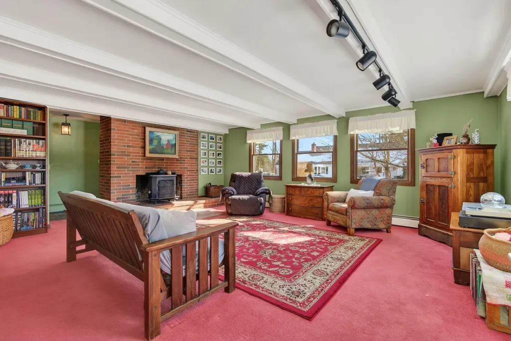 10 Hilltop Drive Old Orchard Beach ME 04064