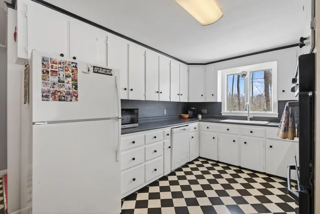 10 Hilltop Drive Old Orchard Beach ME 04064