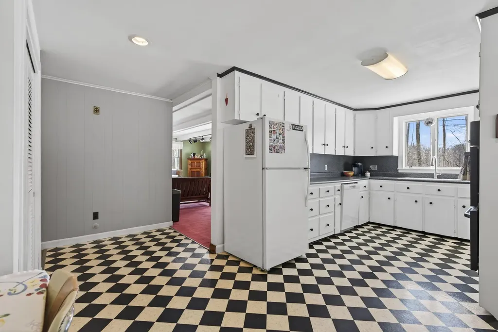10 Hilltop Drive Old Orchard Beach ME 04064