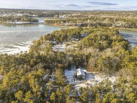52 Birch Point Road Freeport ME 04032