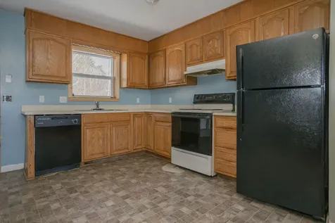127 Meadow Lane Farmington ME 04938