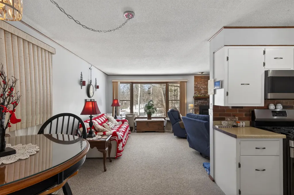 10 Butler Drive Lewiston ME 04240